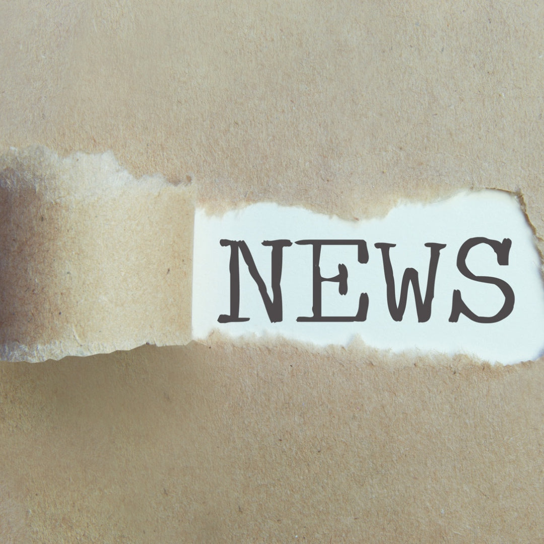 Ein Bild eines Stücks Papier welches mittendrin aufgerissen ist und darunter ist das wort NEWS zu sehen