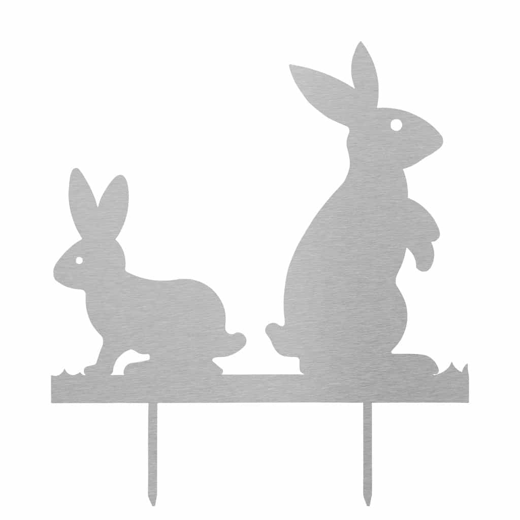 Gartenstecker Osterhase Paar aus Edelstahl, Höhe 51 cm, Breite 45,3 cm inklusive Erdspieße, moderne Osterdekoration für den Garten, eine Hase sitzend und eine Hase stehend, einseitig geschliffen für Glanz.